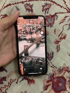 IPHONE 11 PRO exchange possible with iphone