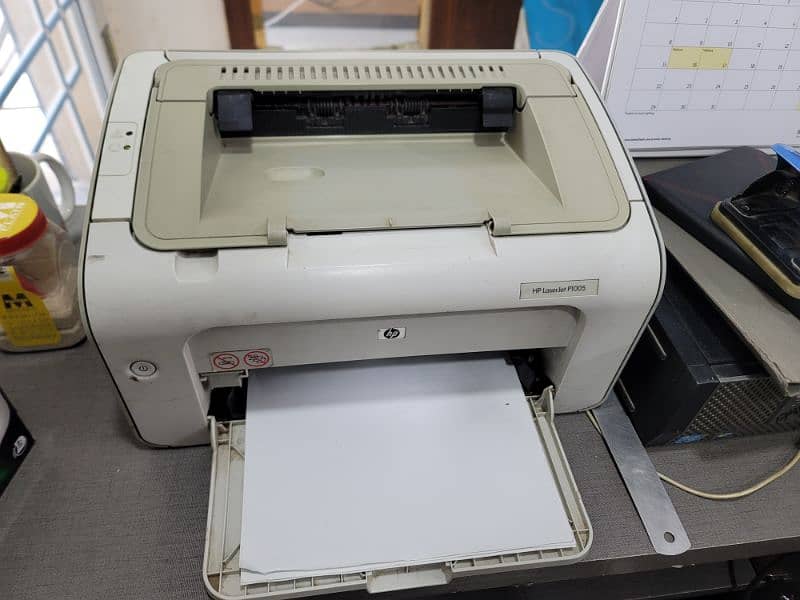 Hp Laser jet P1005 1