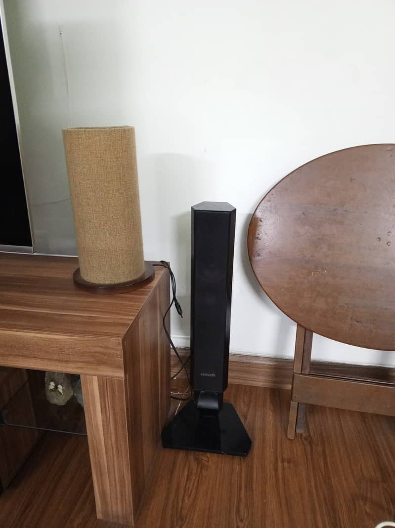 Samsung Home Theatre System - Original - 5 Speaker + Sub Woofer 2