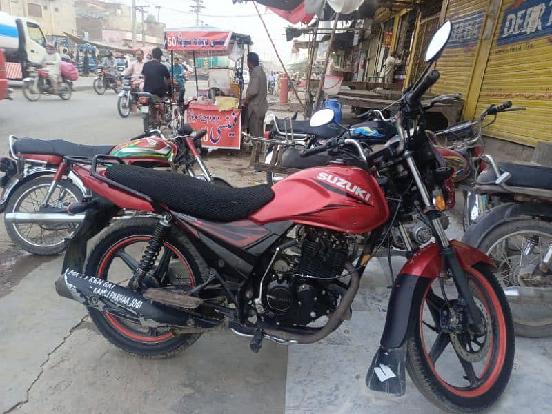 suzuki GR150 comfortable bike 4