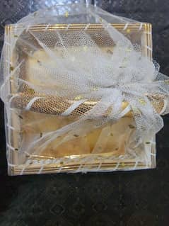 Gift Baskets and Decorativre Trays