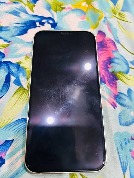 I phone 12 128 gb battery health 84 condition 10/10 2
