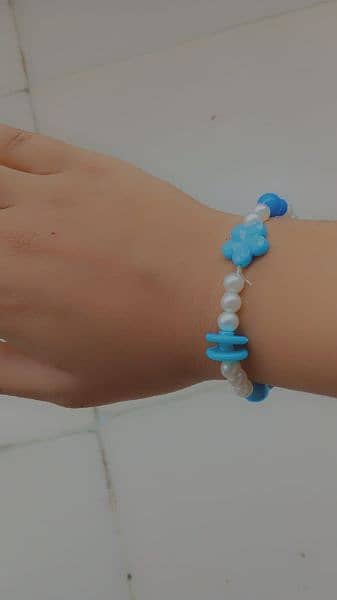 AA bracelets 0