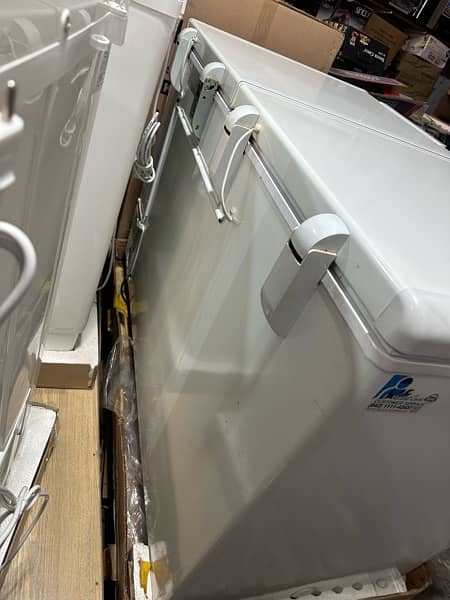 Haier freezer 2 door 5