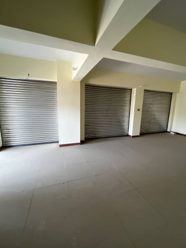 Commercial Shop Available For Rent At Prime Location Of Autobhan Road, Hyderabad. 3