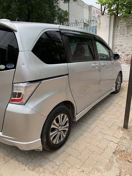 Honda Freed 2012 2