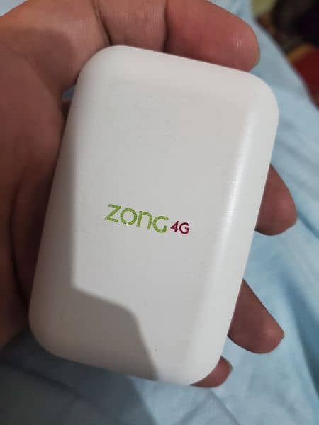 Zong 4g bolt+ 1