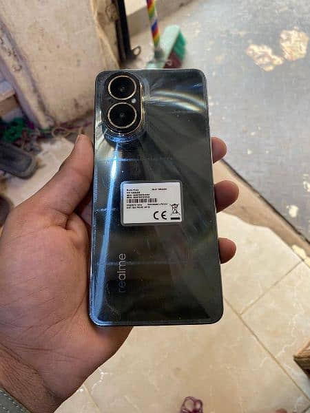 realme C67 3