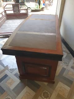 Office Table with side Table
