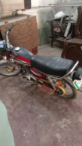 Honda 125cc 1