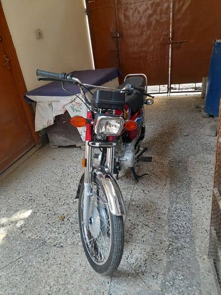 Honda 125 brand new condition 1