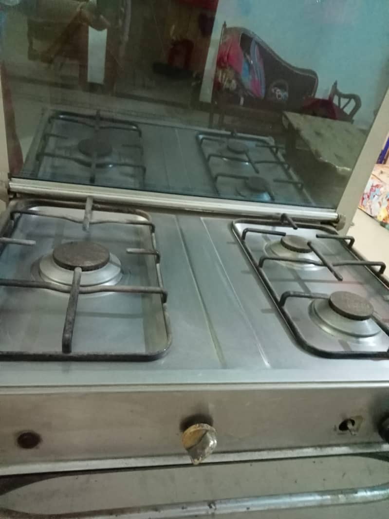Gas Oven - Good Condition, in Rs. 15,000 7