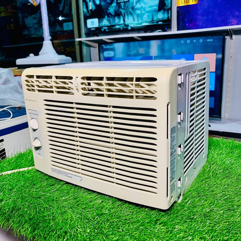 Energy saver Small Air Conditioner 0.75 Ton & Pona Ton Stock Availabl 0