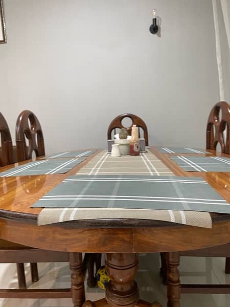 6 seat Dining Table 4