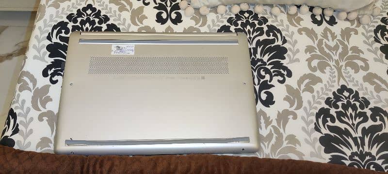 hp laptop for sale urgent 1