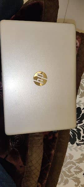 hp laptop for sale urgent 3