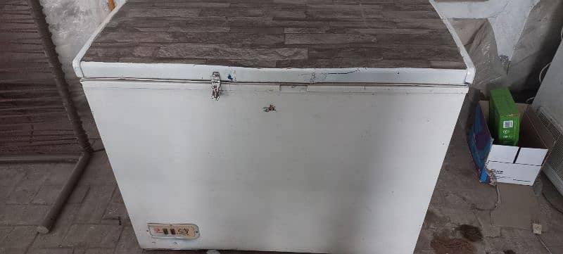 freezer for sale 0