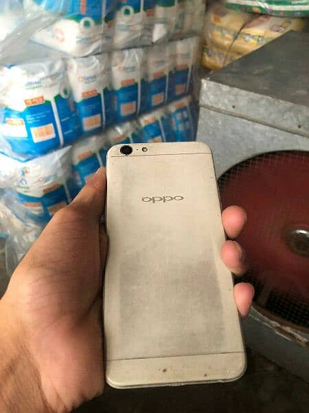 oppoA57 Ram3 ROM32 all ok no open no repear battery backup good 2