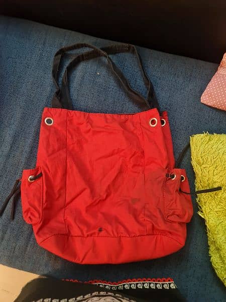 Good condition ladies shoulder bags 7