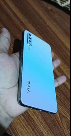 vivo s1