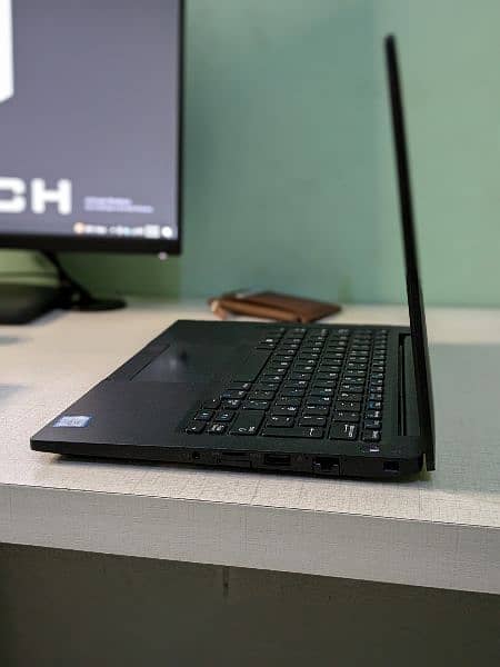 Dell Latitude 7390 i5 8th Gen 5