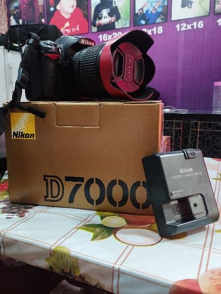 Nikon D7000 With 18-105mm Lens With Box 0