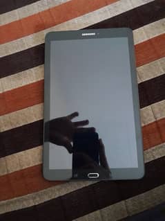 Samsung Galaxy Tab E 0