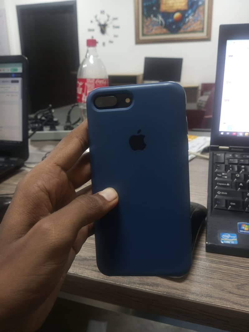 IPHONE 7 PLUS 128 GB PTA APPROVED 2