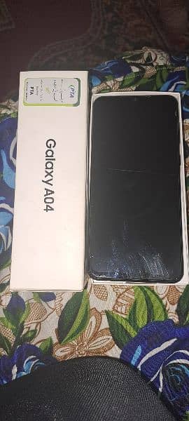 samsung galaxy A04 4/64 2