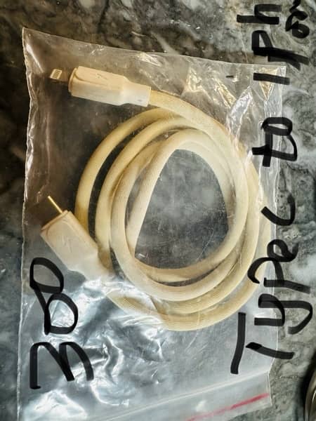 apple 20 watt orignal charger and Cables 2