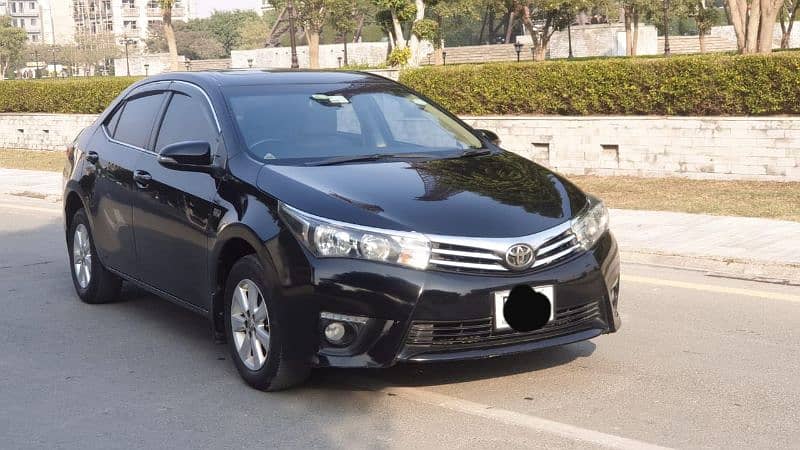 Toyota Altis Grande 2015 3