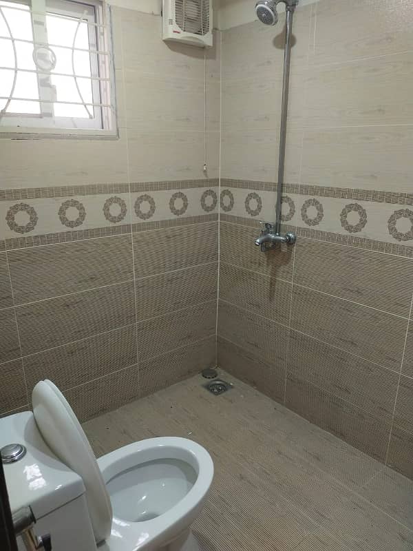 5 MARLA LOWER PORTION FULLY FURNISHED FOR RENT IN SECTOR C BAHRIA TOWN LAHORE. 2