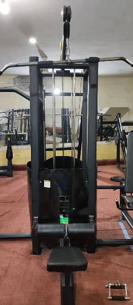 GYM MACHINE 14