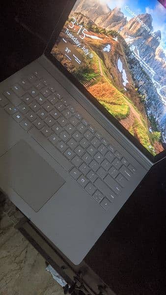 Microsoft Surface Book 1 0