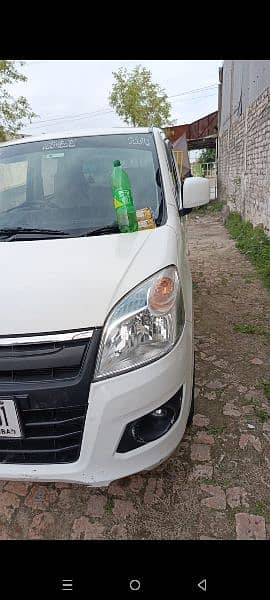 Suzuki Wagon R 2018 11