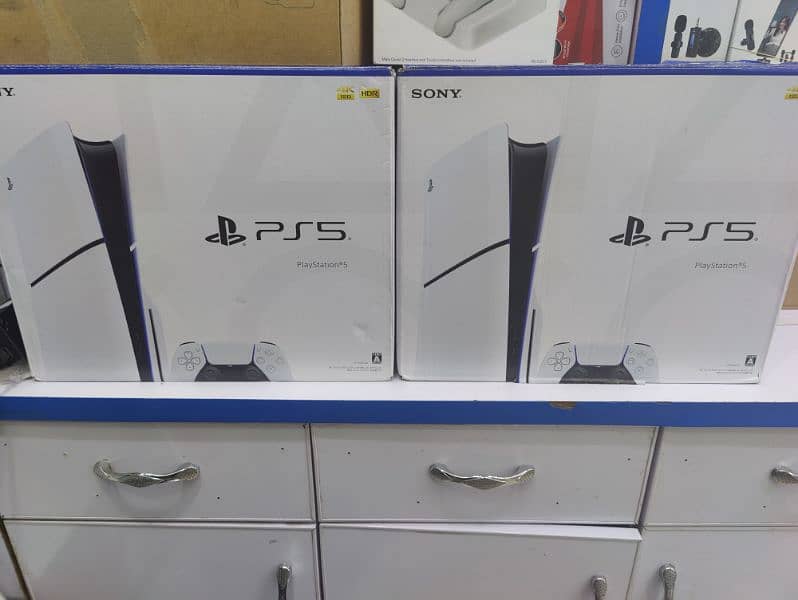 PlayStation 5 console  new 1