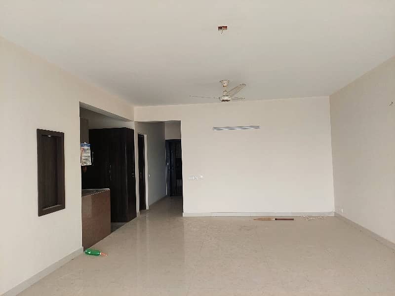 500 Yard Double Bungalow Well Maintained Full Furnished Top Class Location NEAR NATIONAL STADIUM KRSAZ Road 1