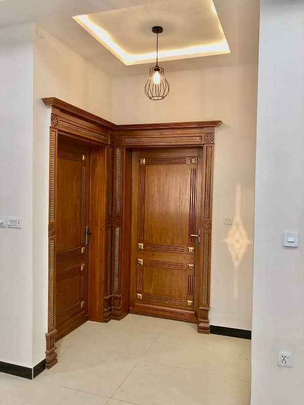 Extremely Neat And Clean 240 Yard Upper Portion 3 Bed Rooms With New Washrooms Kitchen Kda Officers Society Top Class Society Back National Stadium 1