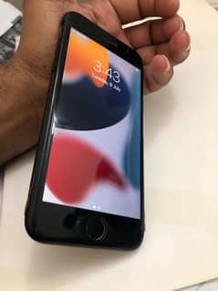 IPhone 7 32 GB PTA Approved (9.5/10 Condition)