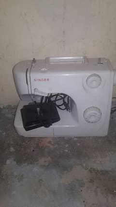 singer wewing machine for sale urgent