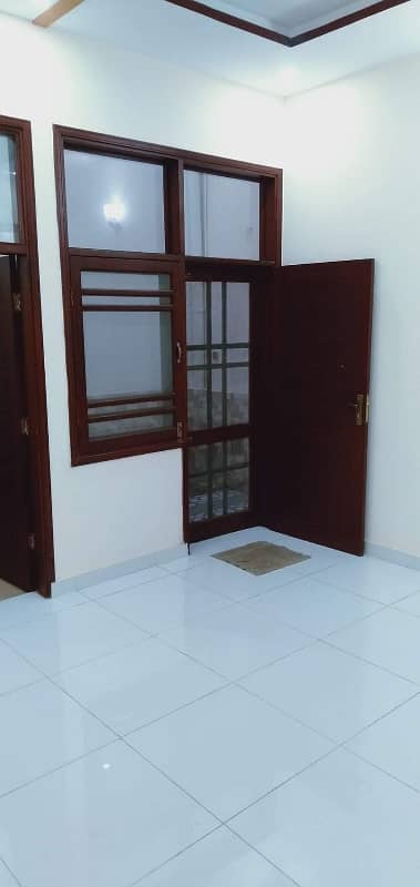 240 Sq Yard Upper Portion Neat And Clean 3 Bed Rooms Lounge Fully Renovated Location Reasonable Rent Near National Stadium Aga Khan Hospital 1
