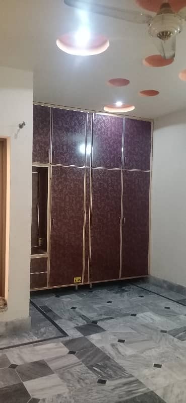 7 marla upper portion available for rent in Shadman town sargodha road Faisalabad 0