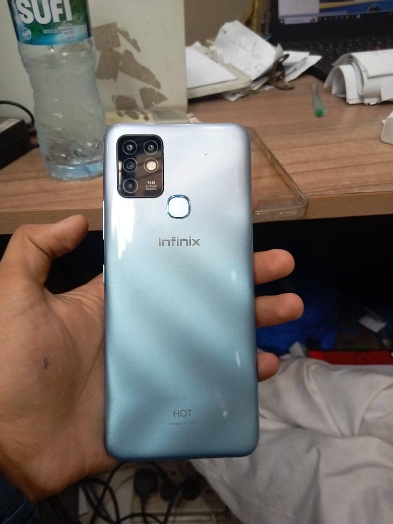 Infinix hot 10 3