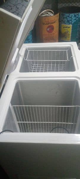 deep freezer like new ha 2