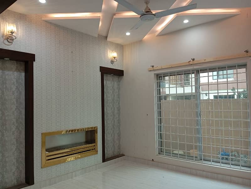 5 MARLA BRAND NEW HOUSE FOR SALE IN CC BLOCK SECTOR D BAHRIA TOWN LAHORE 8