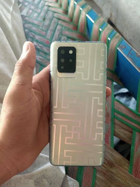 finger update Sy gya Hy Infinix note 10 pro full box Hy 4