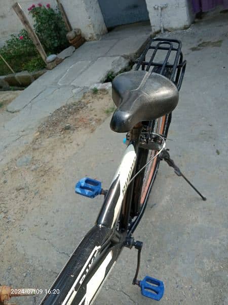 hunter cycle for sale in new condition 4