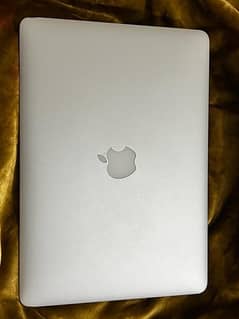 Apple Macbook Air 13-inch 2017 0
