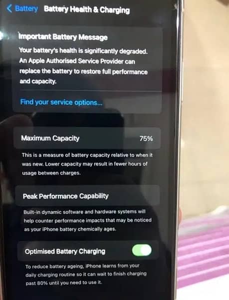 iphone 11 -nonpta-128gb- factory unlock- 5