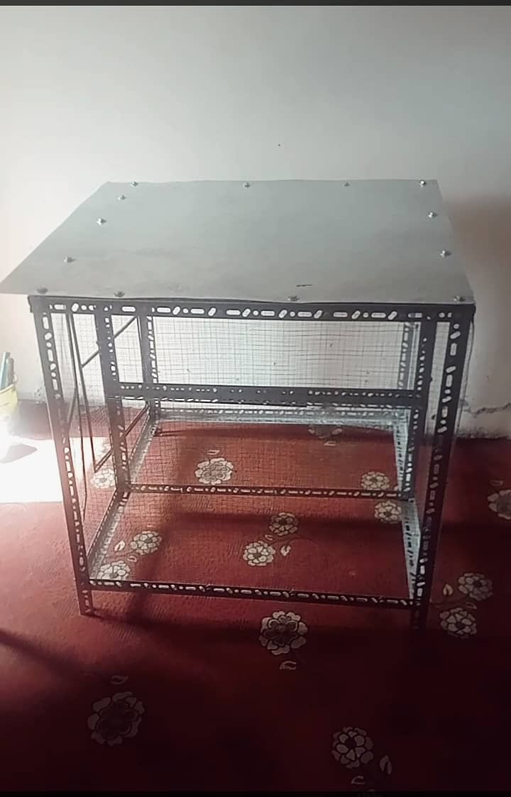 Cage for hen/birds for sale size 3ft hight 3ft width 3ft lenght 0